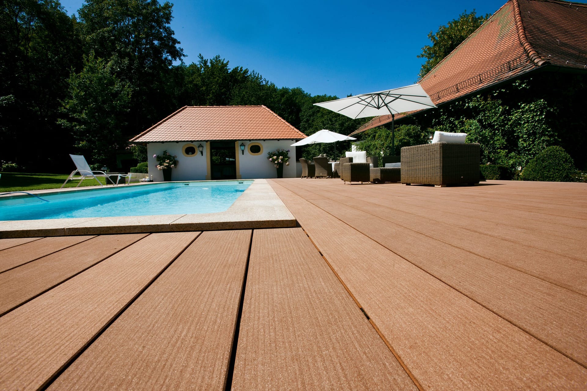 Megawood® Terrassendiele PREMIUM/ PREMIUM PLUS/ PREMIUM JUMBO/ PREMIUM JUMBO PLUS GCC Holzart